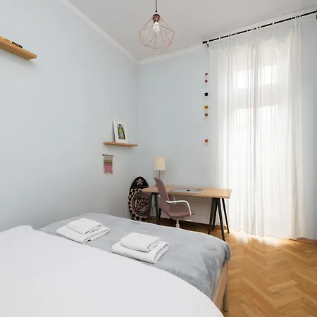 Premium Old Town Topolowa *